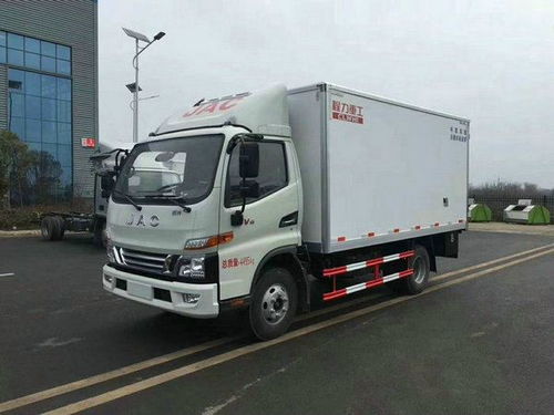 滑縣冷藏車銷售 冷鏈運(yùn)輸?shù)闹匾獦屑~與選購指南