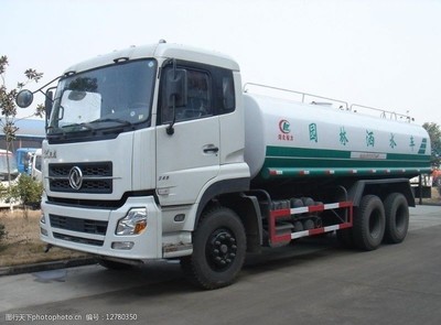 城市清道夫——灑水車 工程車輛中的環(huán)保衛(wèi)士
